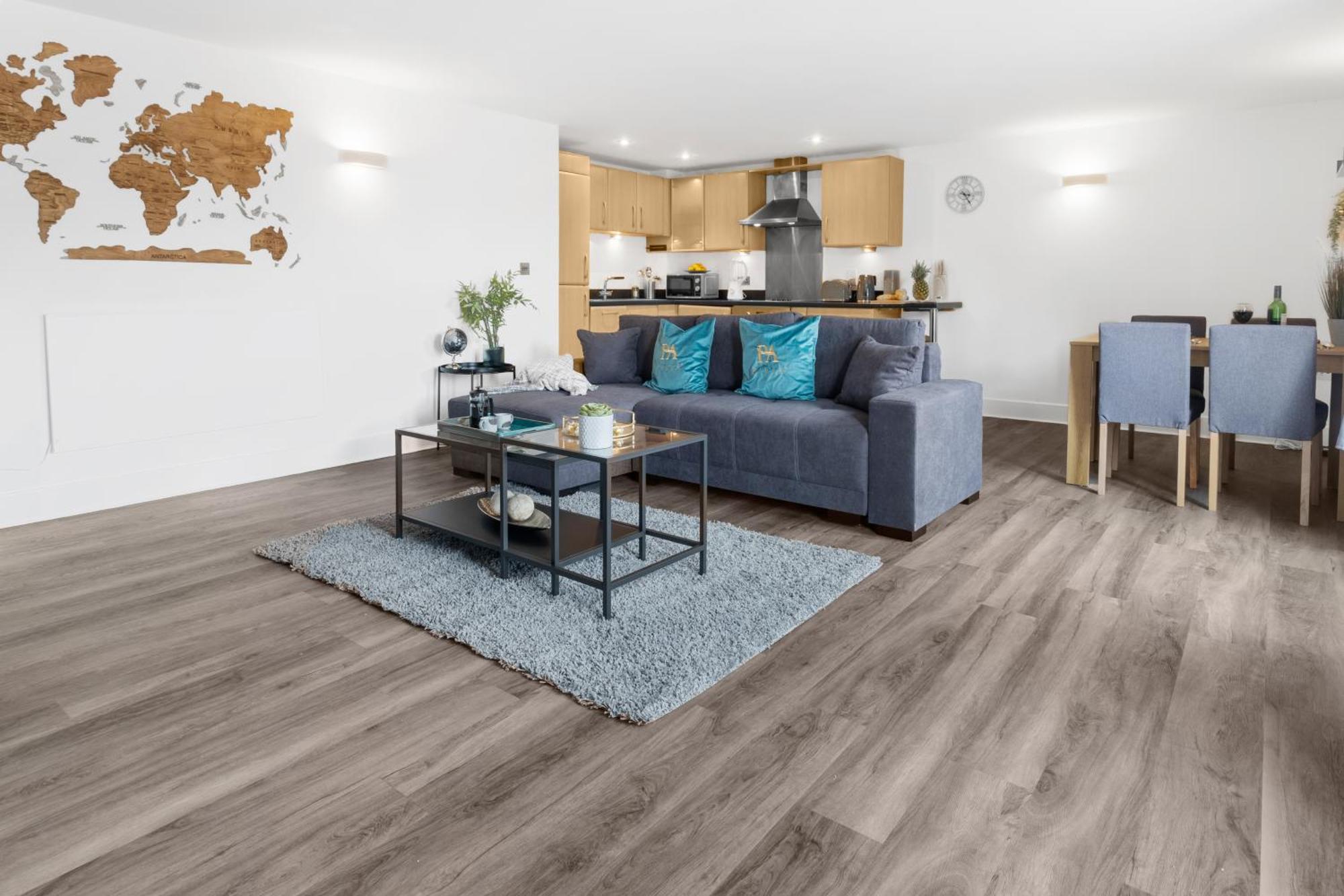 Pluxa Globe - Spacious Apartment In Jq With Parking เบอร์มิงแฮม ภายนอก รูปภาพ